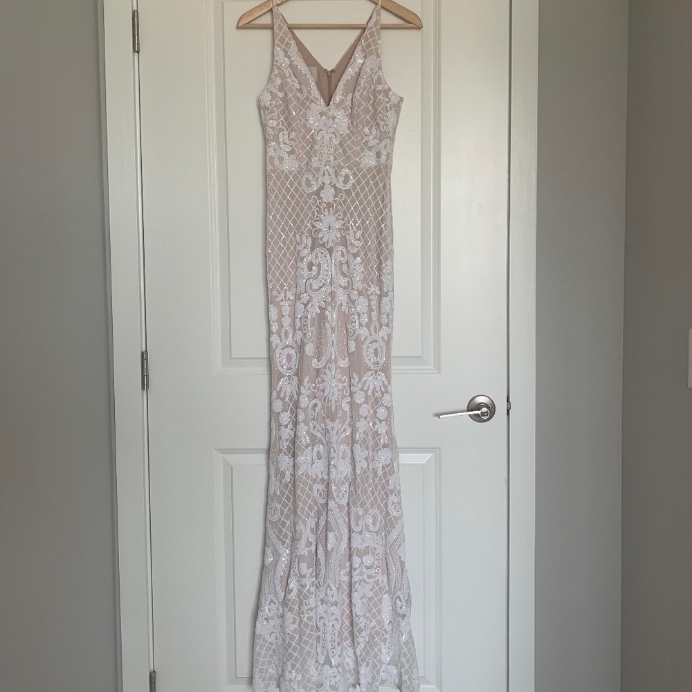 Unaltered BHLDN Jennings Wedding Dress